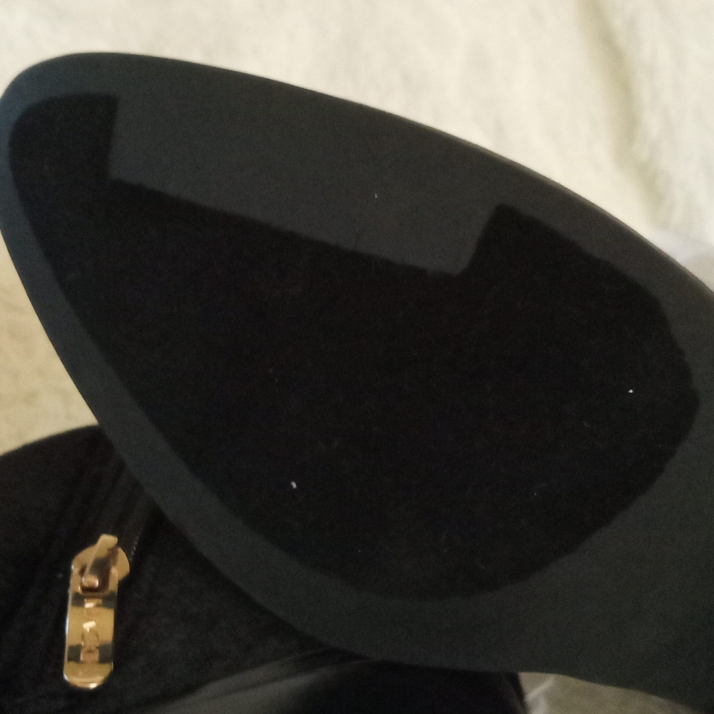 Nib Mackin J Booties - image 4